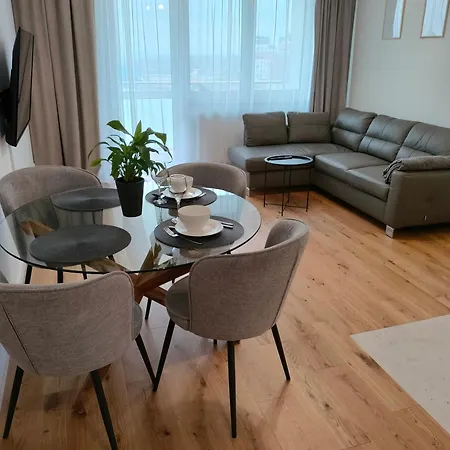 Apartament 8 Pietro Self Check-In, Parking Rzeszow Exterior photo